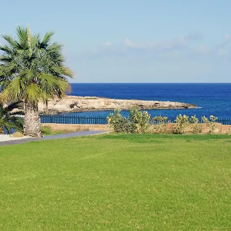 Holiday home Shelly - Beachfront